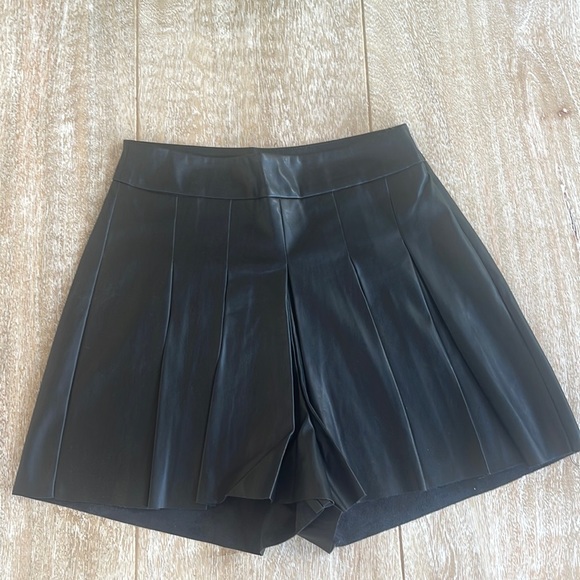 Fashoin Nova Shorts Nwt Fashion Nova Faux Leather Skort Poshmark